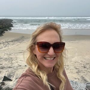 Meet your Posher, Sandy